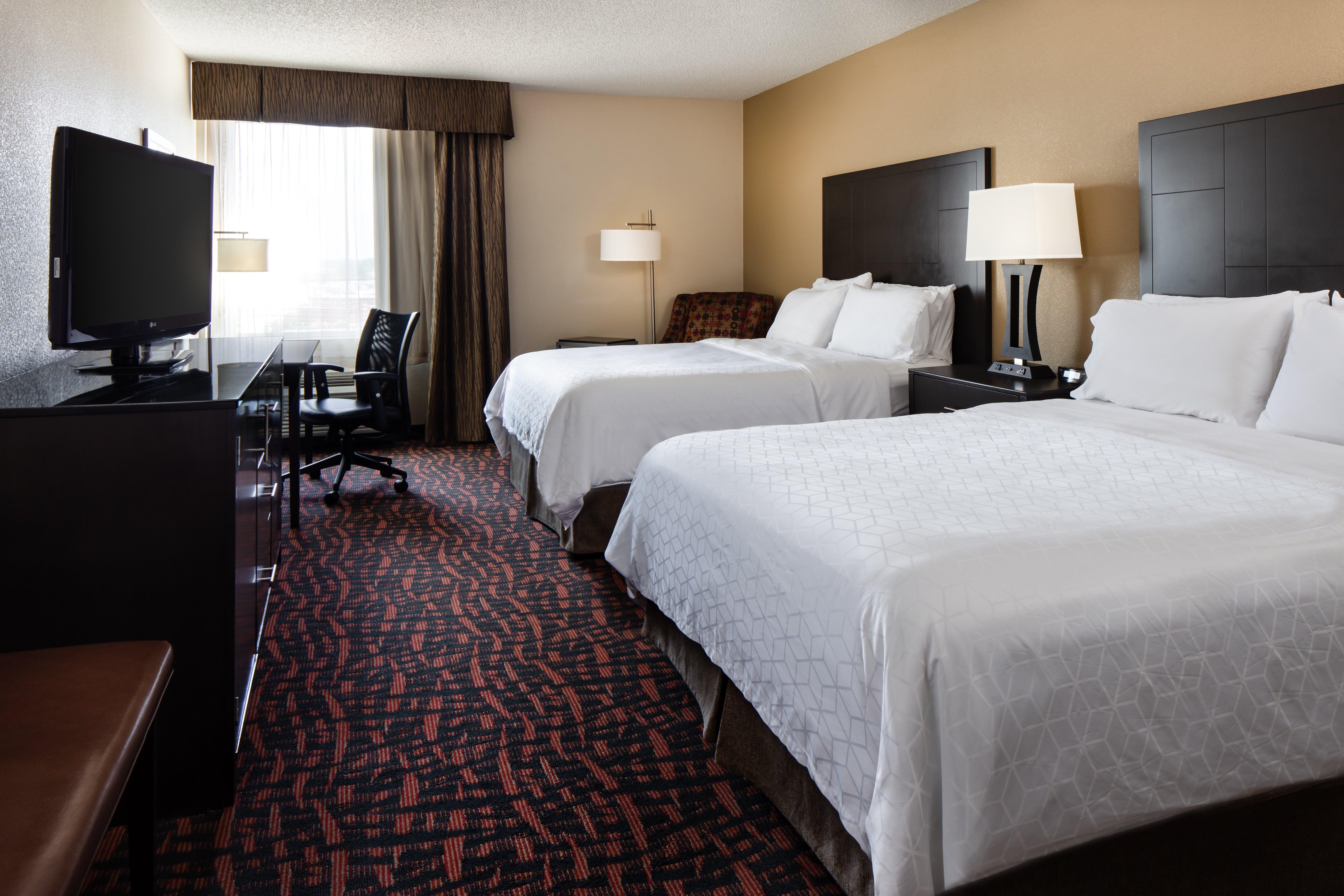 Holiday Inn Wichita East I-35 By Ihg Exterior photo