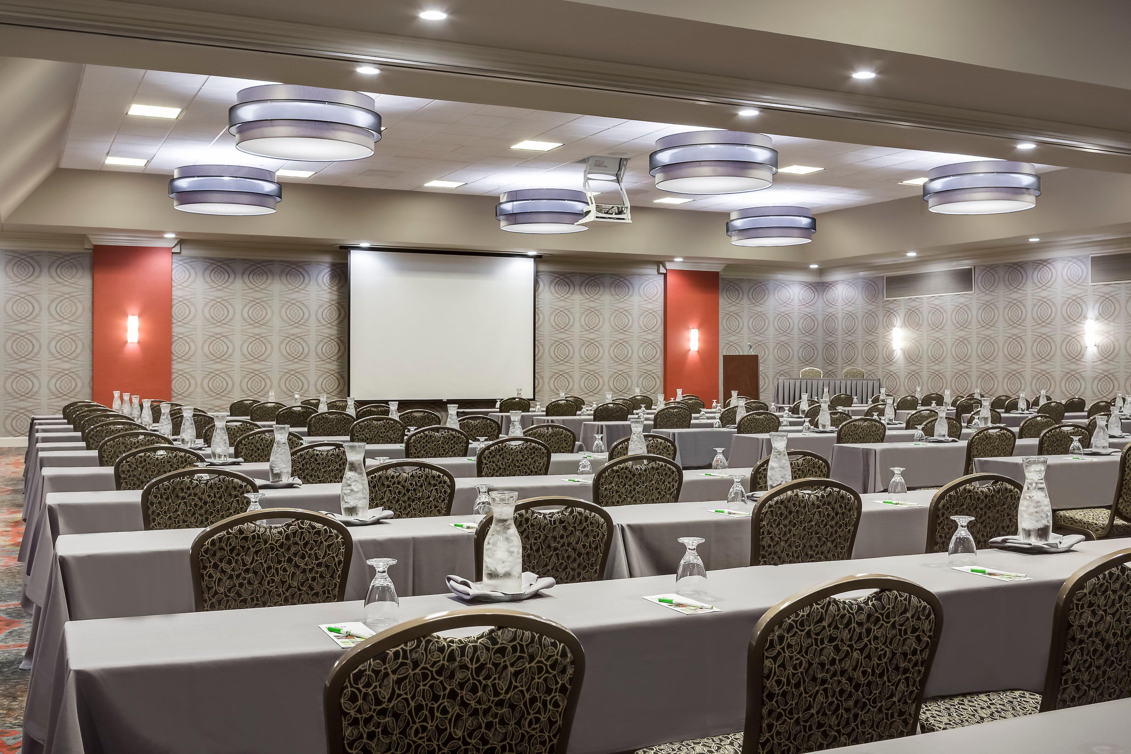 Holiday Inn Wichita East I-35 By Ihg Exterior photo