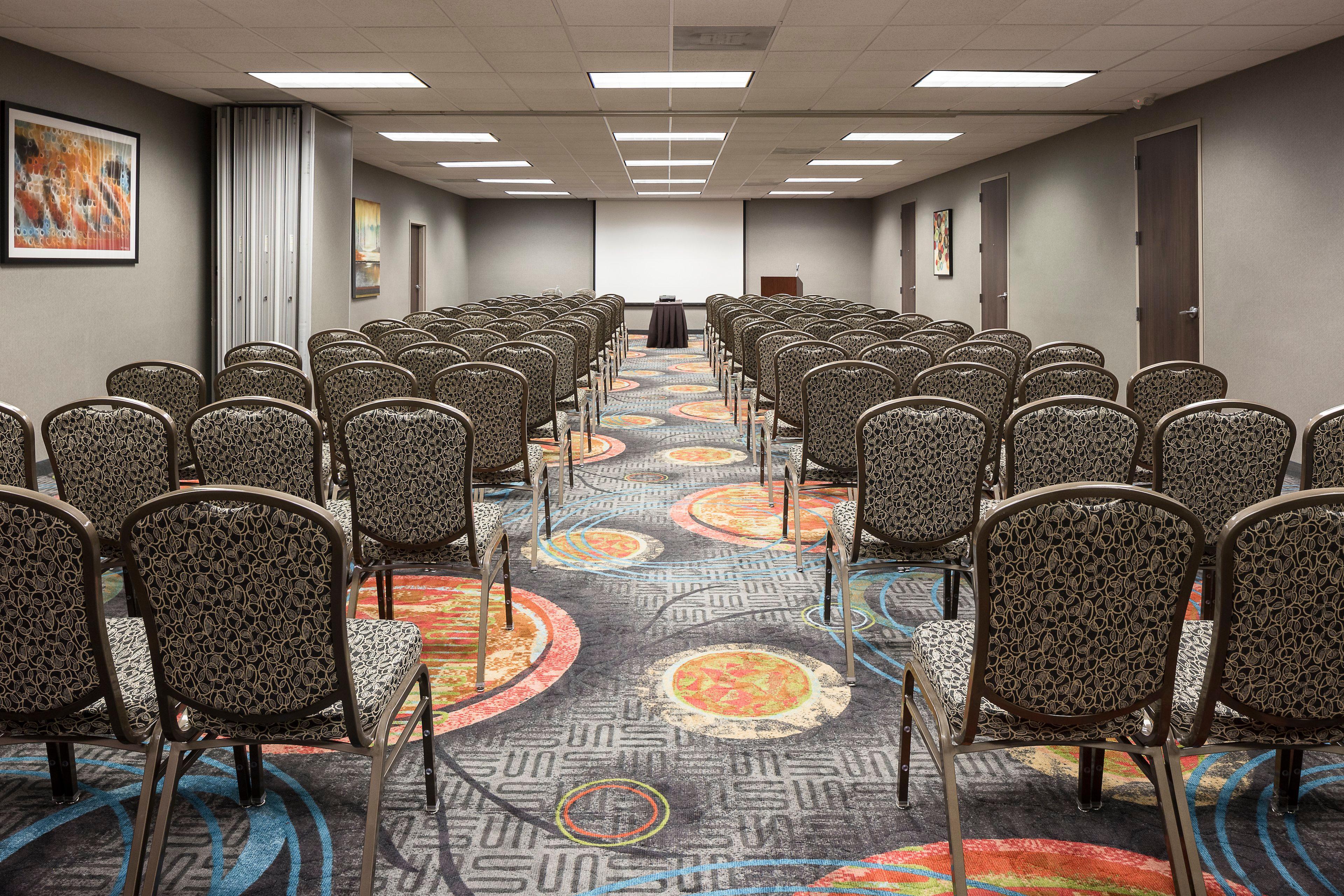 Holiday Inn Wichita East I-35 By Ihg Exterior photo