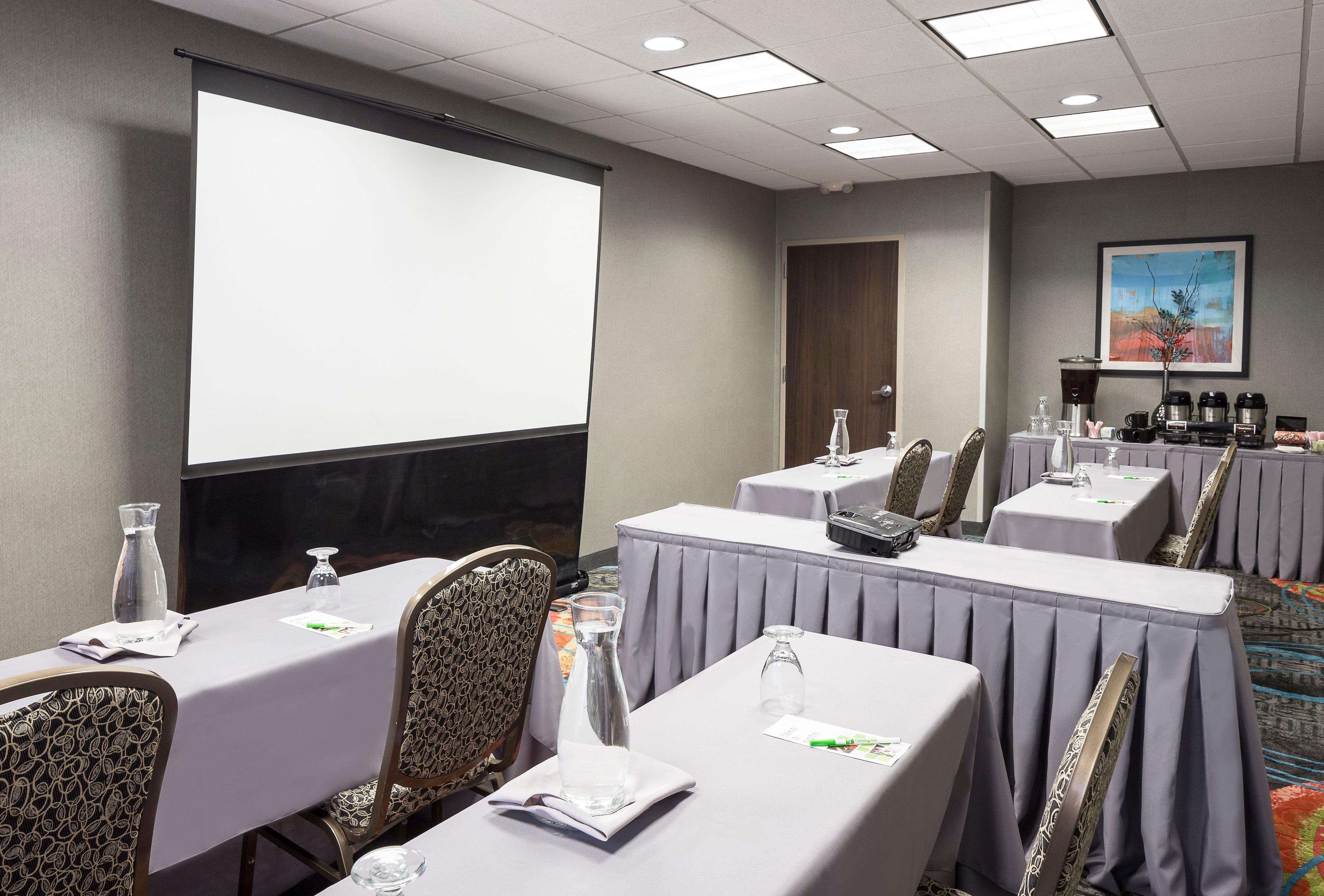 Holiday Inn Wichita East I-35 By Ihg Exterior photo